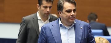 Асен Василев: Виждаме, че демонтажът на модела Борисов-Пеевски се отлага